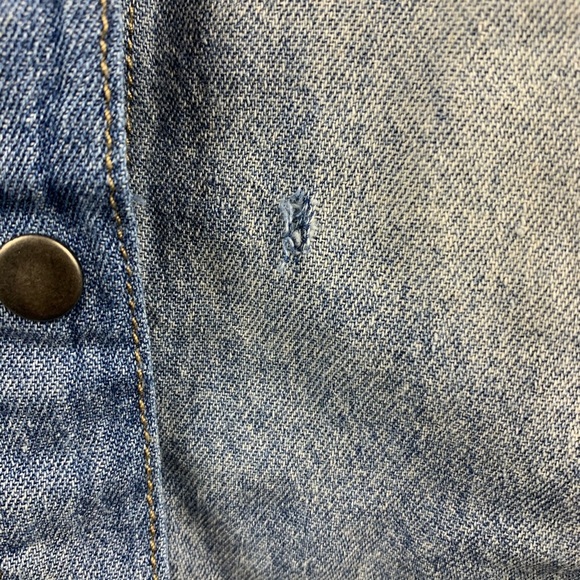 Stylemint distressed jean shirt - Picture 2 of 7